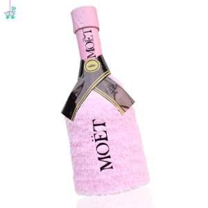 Moët champagne piñata