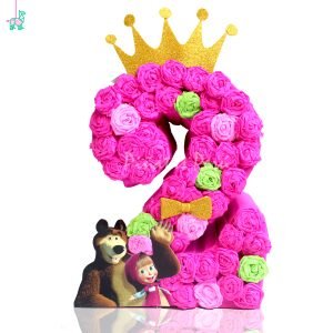 Masha y el Oso piñata - Número 2 con rosas